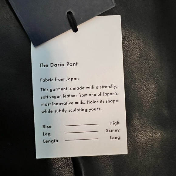 Wilfred Free Daria Vegan Leather Black Leggings size Small - Picture 12 of 16